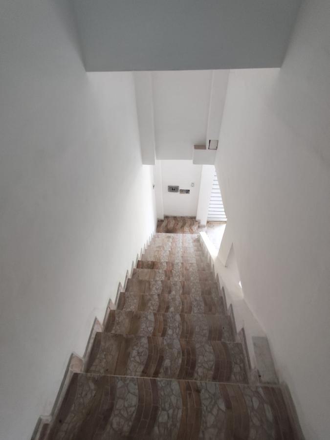 Casa, 6 quartos, 254 m² - Foto 2