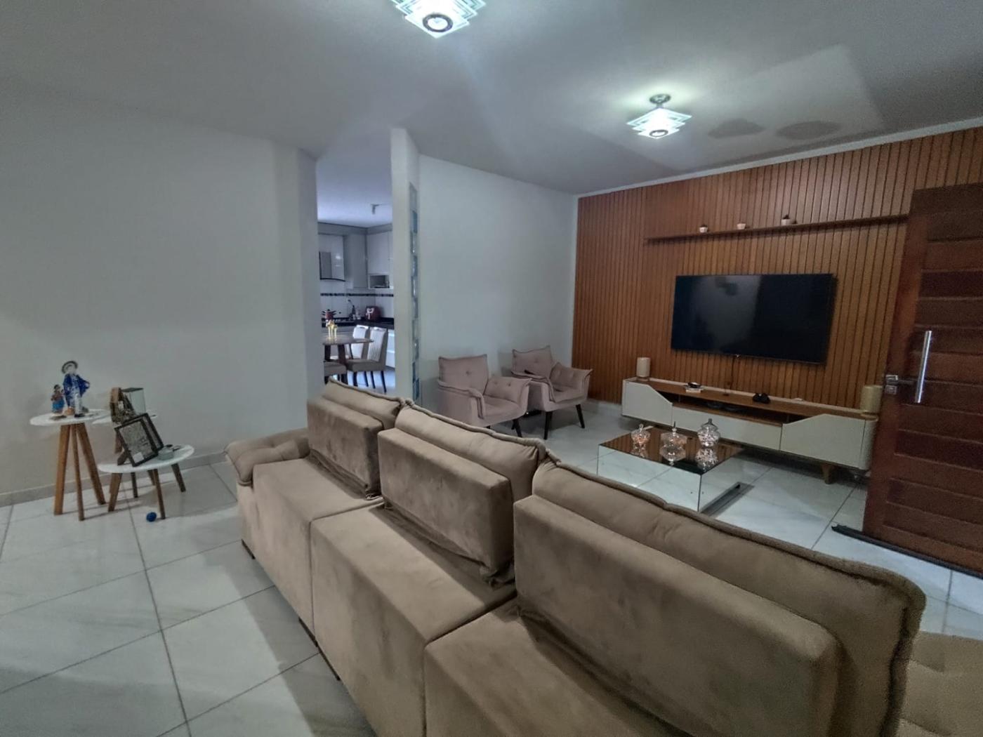 Casa, 3 quartos, 200 m² - Foto 8