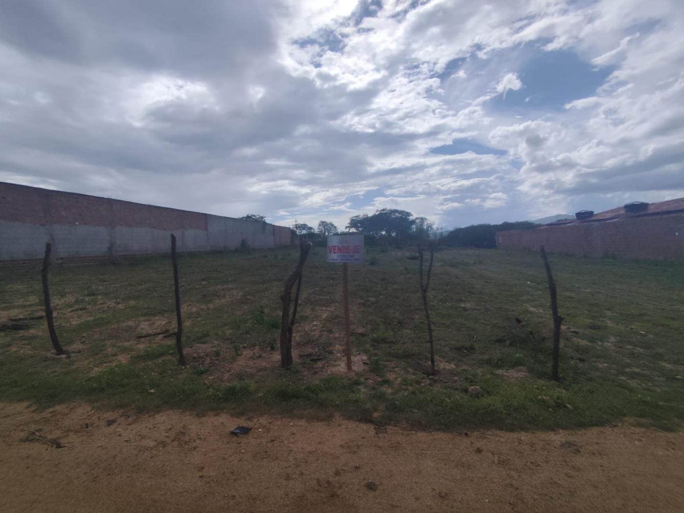 Terreno, 1350 m² - Foto 1