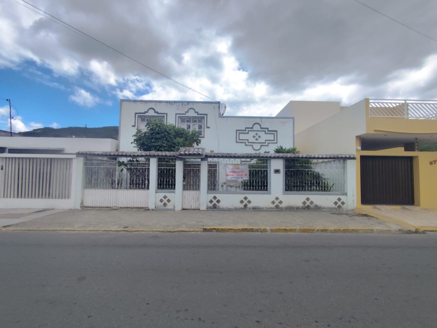 Casa, 4 quartos, 236 m² - Foto 2