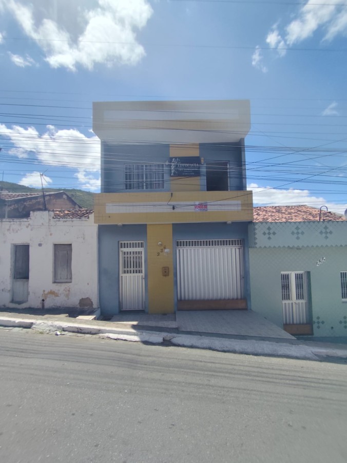 Casa, 5 quartos, 210 m² - Foto 1