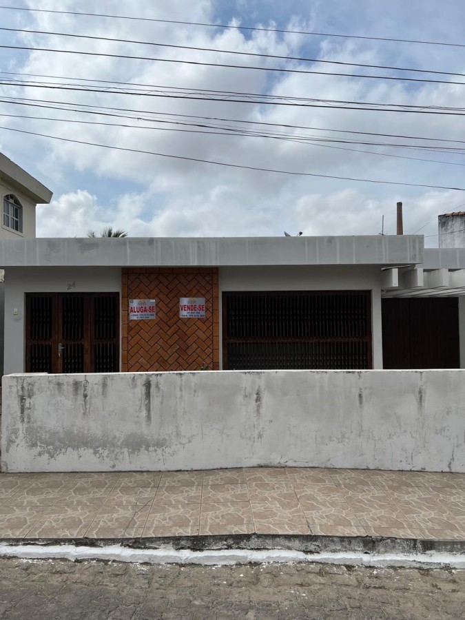 Casa, 3 quartos, 226 m² - Foto 1