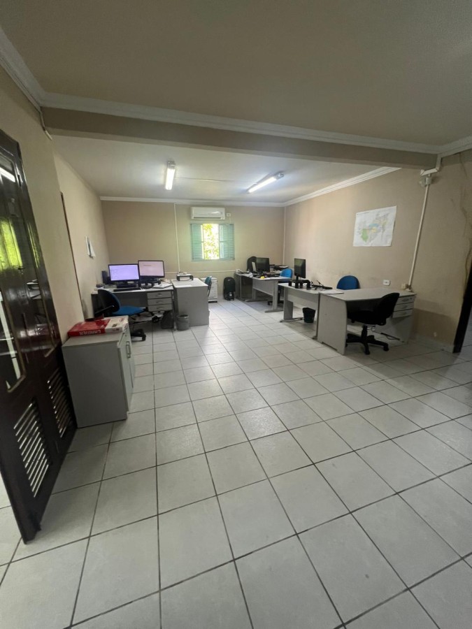 Casa, 5 quartos, 230 m² - Foto 4